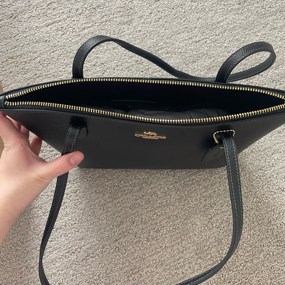 NWT Coach City Tote Bag Black Double Face Leather Casual Luxury Minimalist Chic - Picture 2 of 4